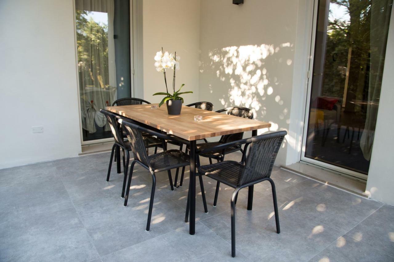 Appartamento Con Giardino Le Querce Sistiana Exterior photo